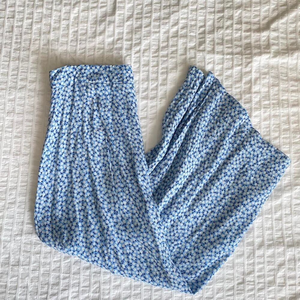 H&M Women's Blue Floral Midi Skirt